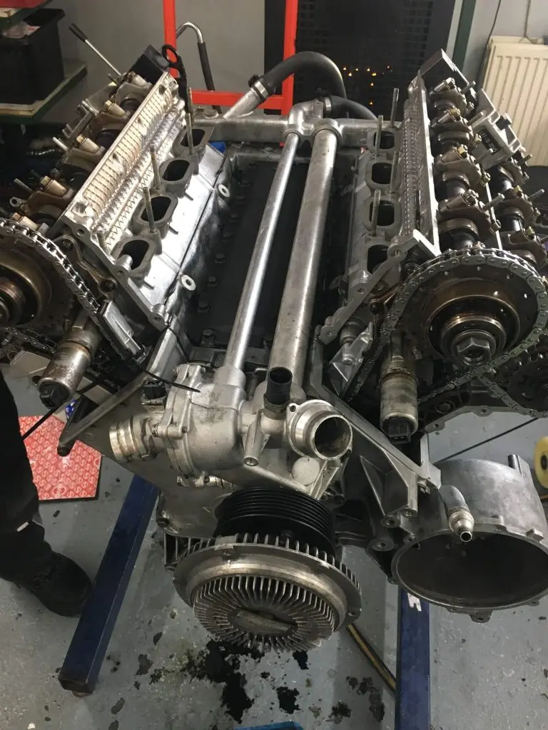 Motory 17